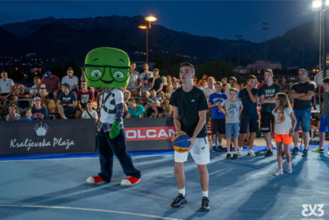 3x3_Bar_2019_1